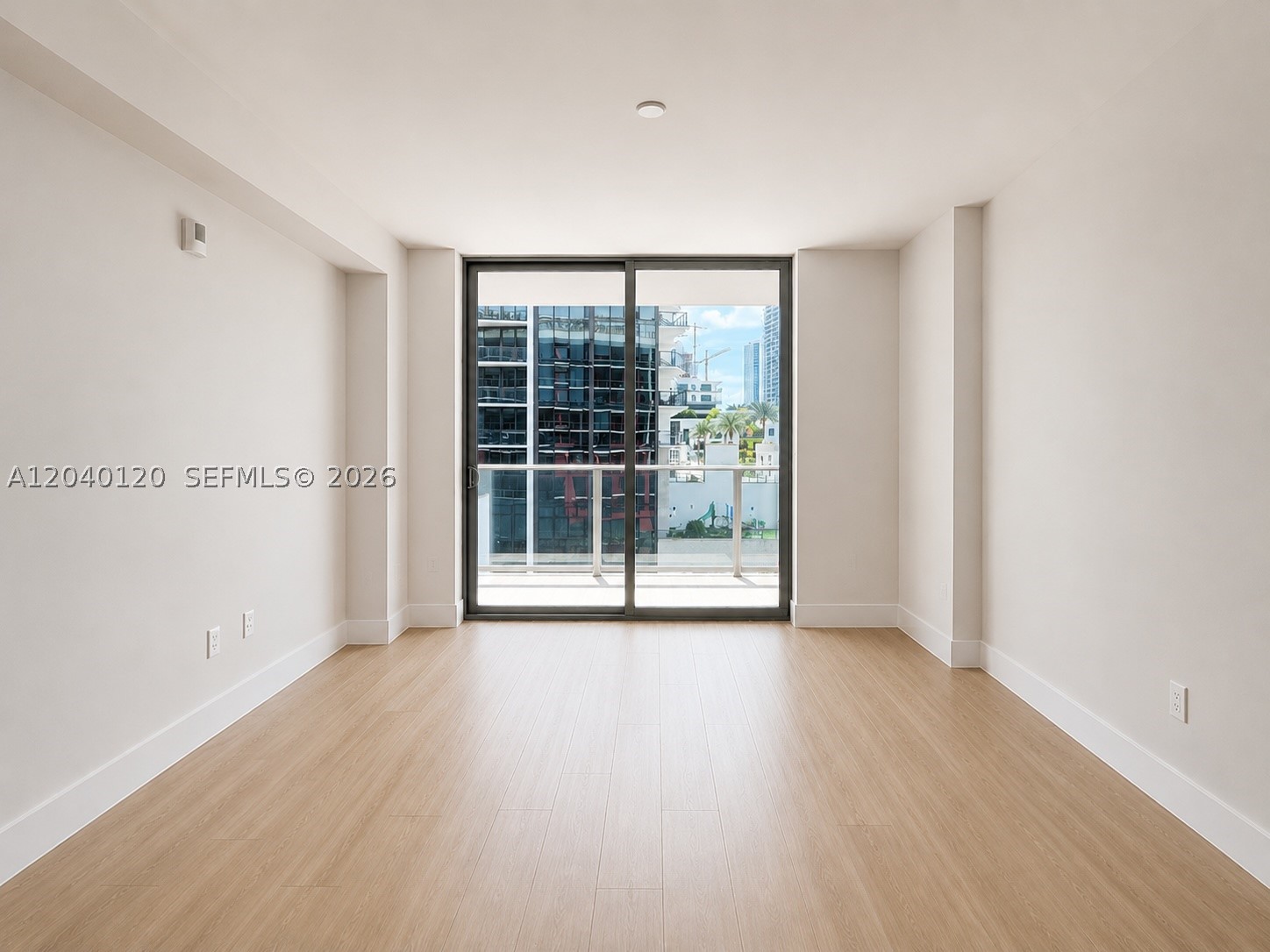 image The Standard Residences Midtown Miami18