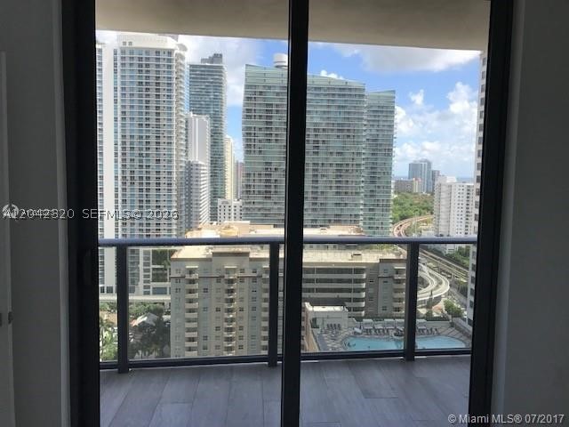 image Brickell Heights West11