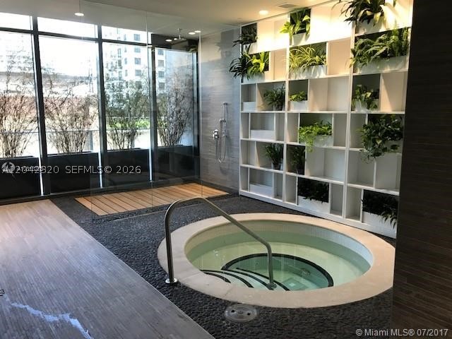 image Brickell Heights West21