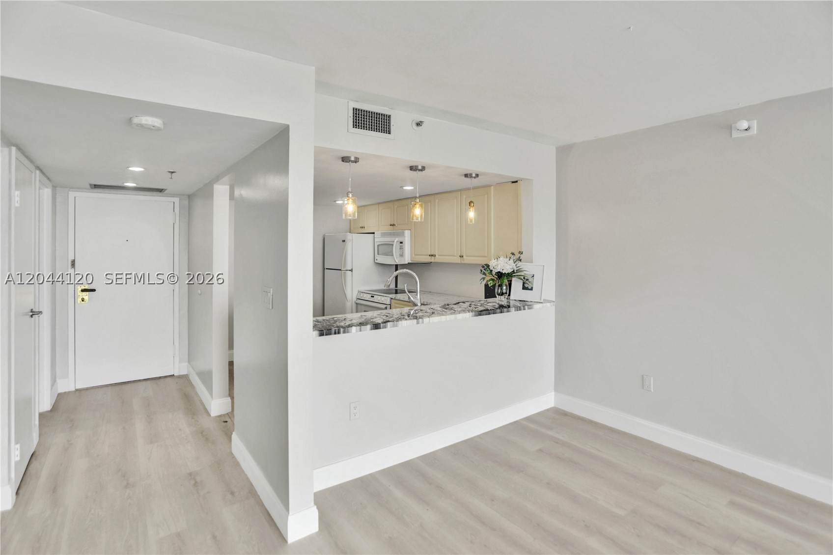 555 NE 15th St #20I Miami, FL 33132