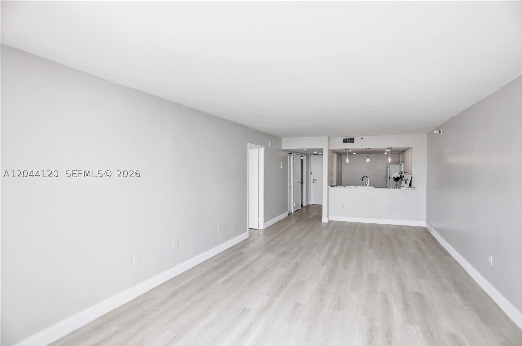 555 NE 15th St #20I Miami, FL 33132