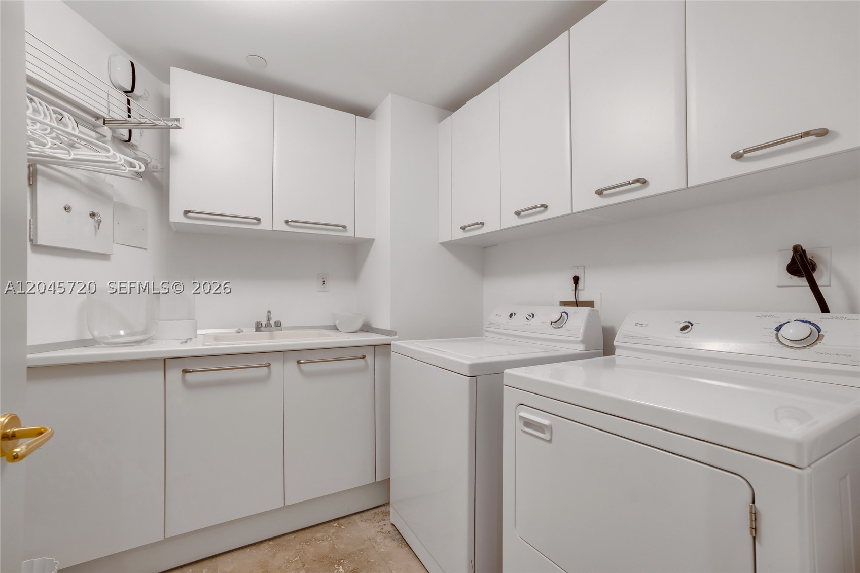 20155 NE 38th Ct #904 Aventura, FL 33180