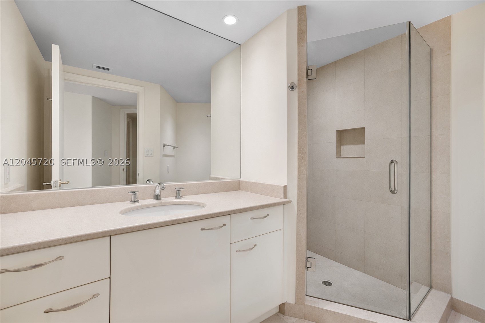 20155 NE 38th Ct #904 Aventura, FL 33180