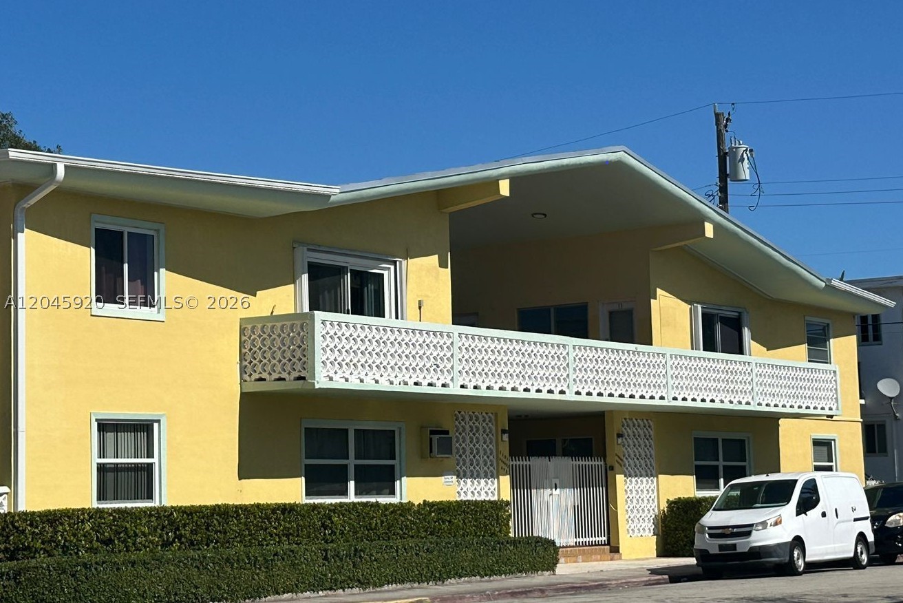 8101 Abbott Ave #17
