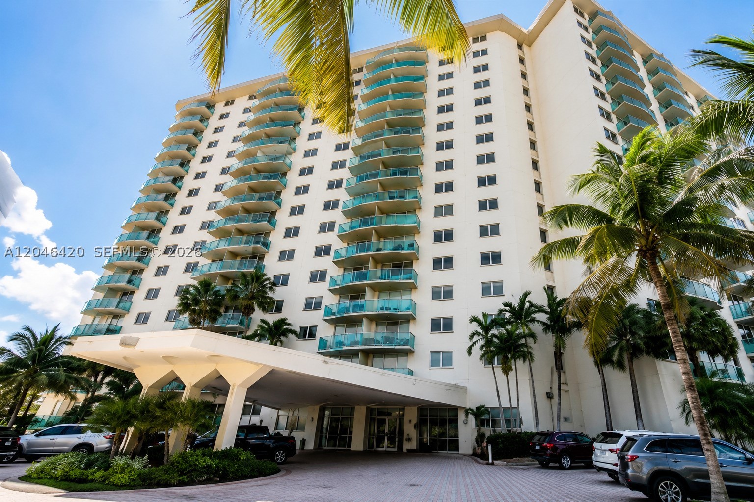 19370 Collins Ave #716