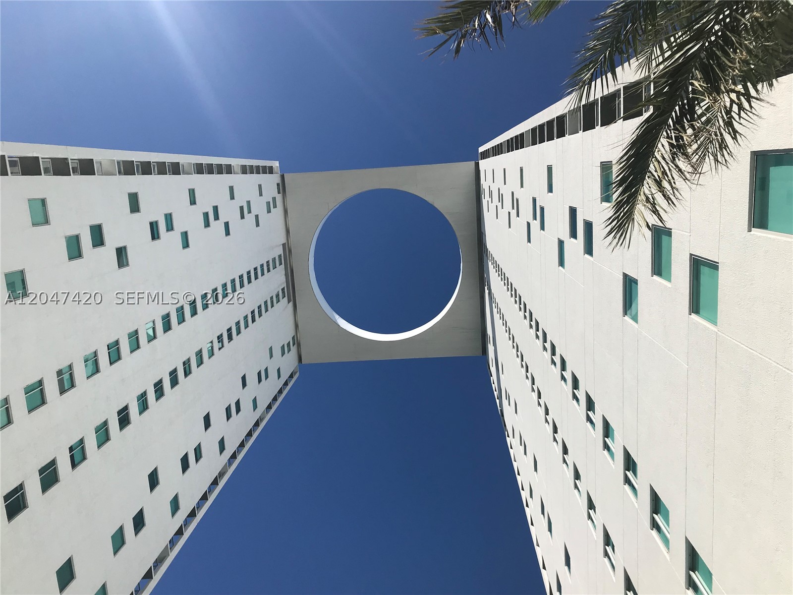 image 500 Brickell West22
