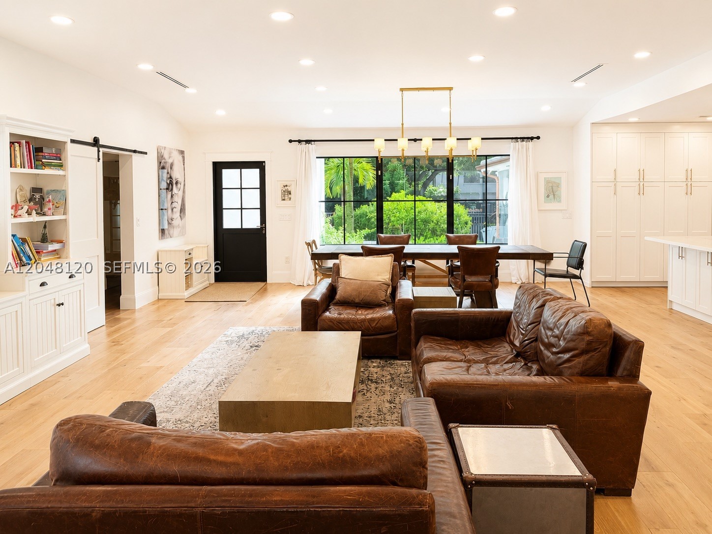 4455 N Bay Rd Miami Beach, FL 33140