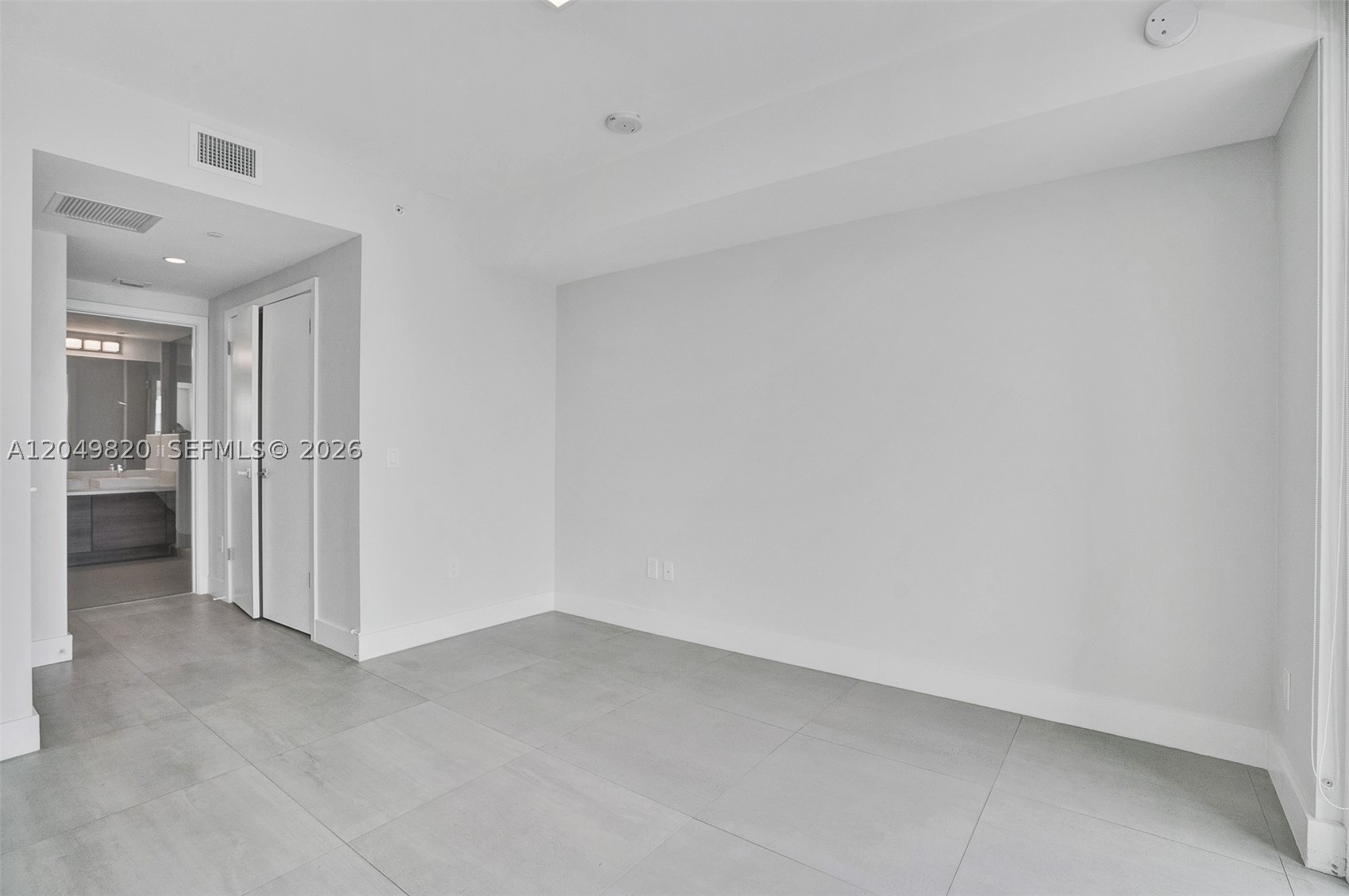 image The Bond on Brickell11