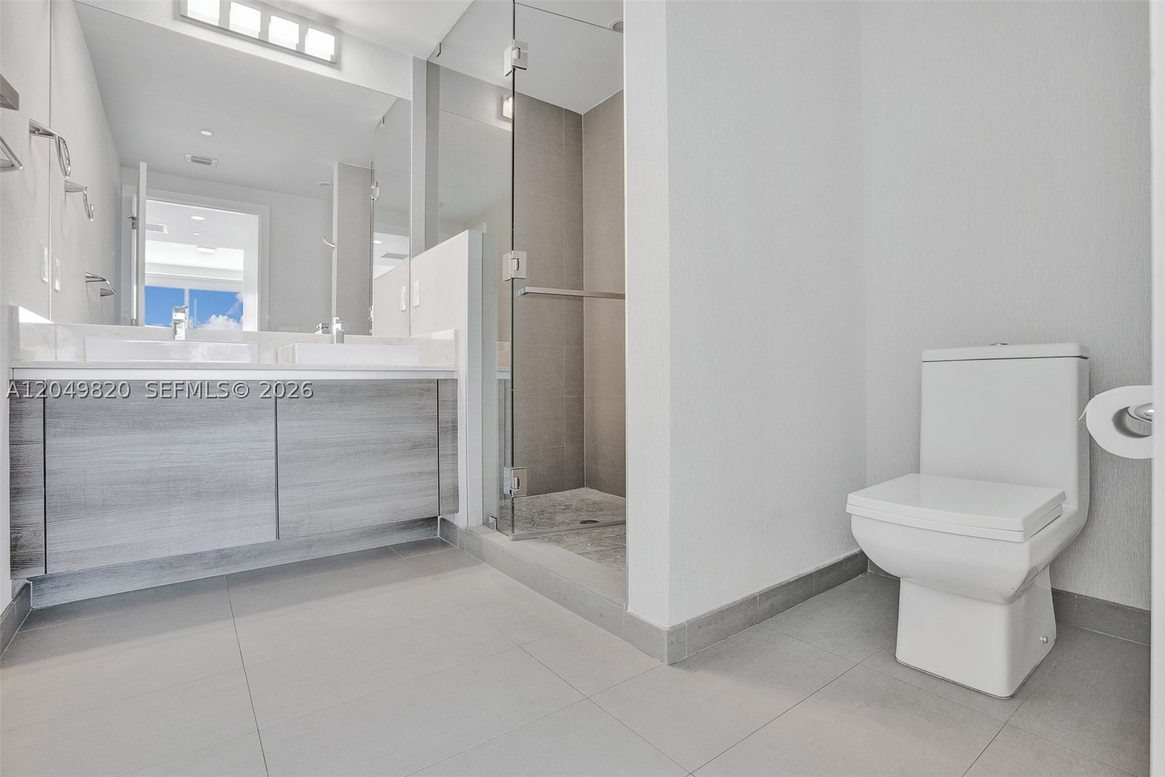 image The Bond on Brickell12