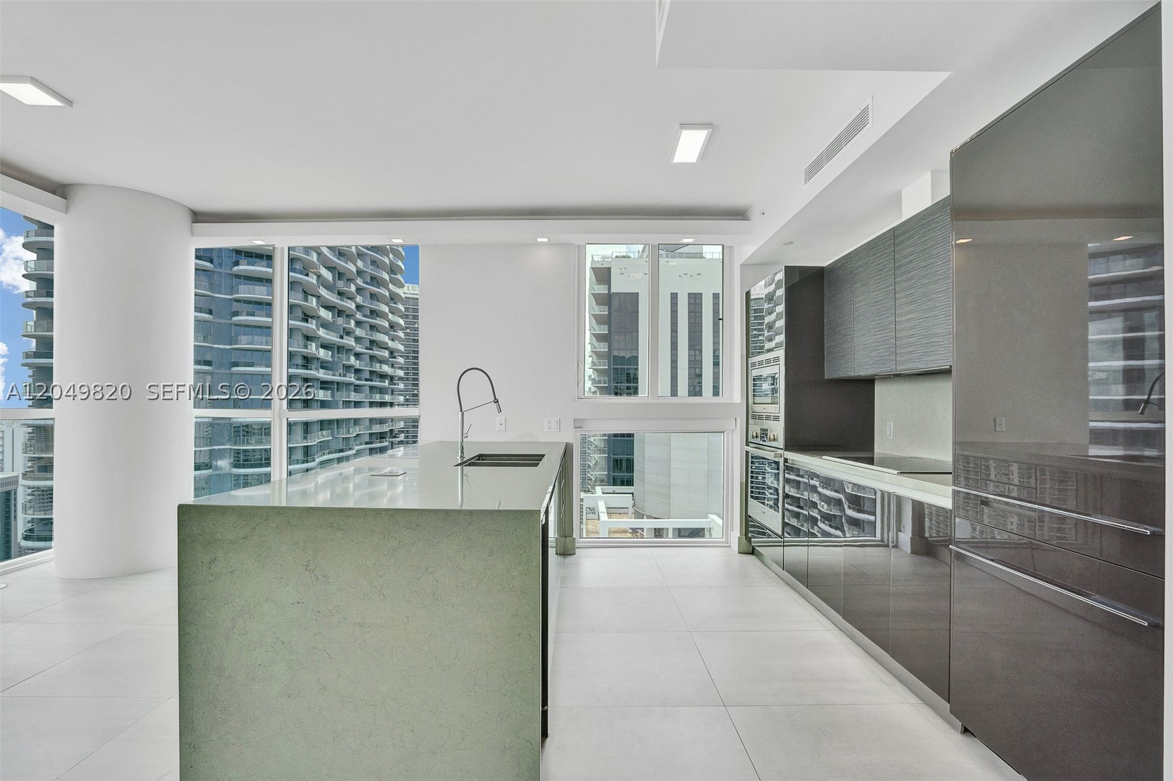 image The Bond on Brickell3