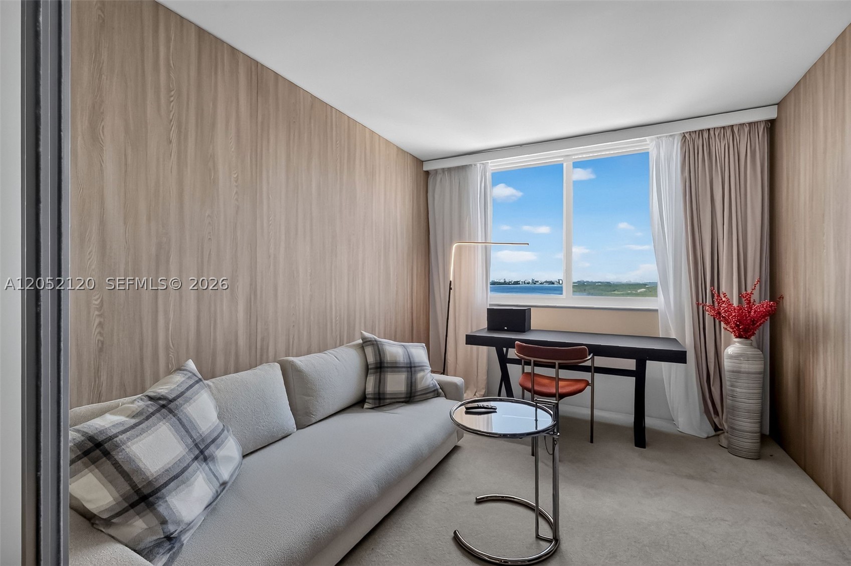 image Arlen House Condo14