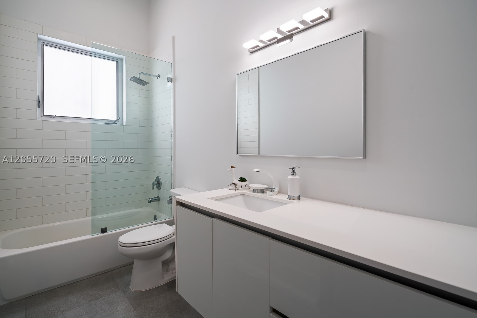 3073 Carter St #3073 Miami, FL 33133