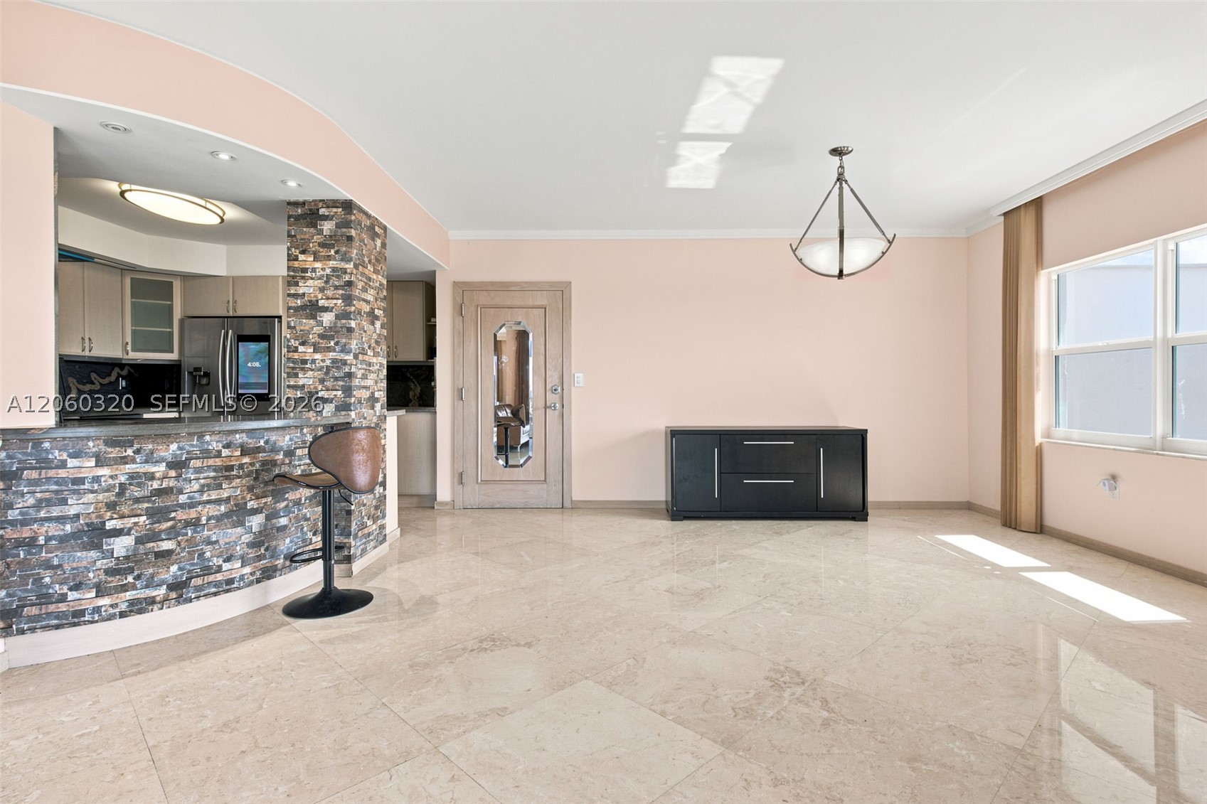 image Arlen House West11