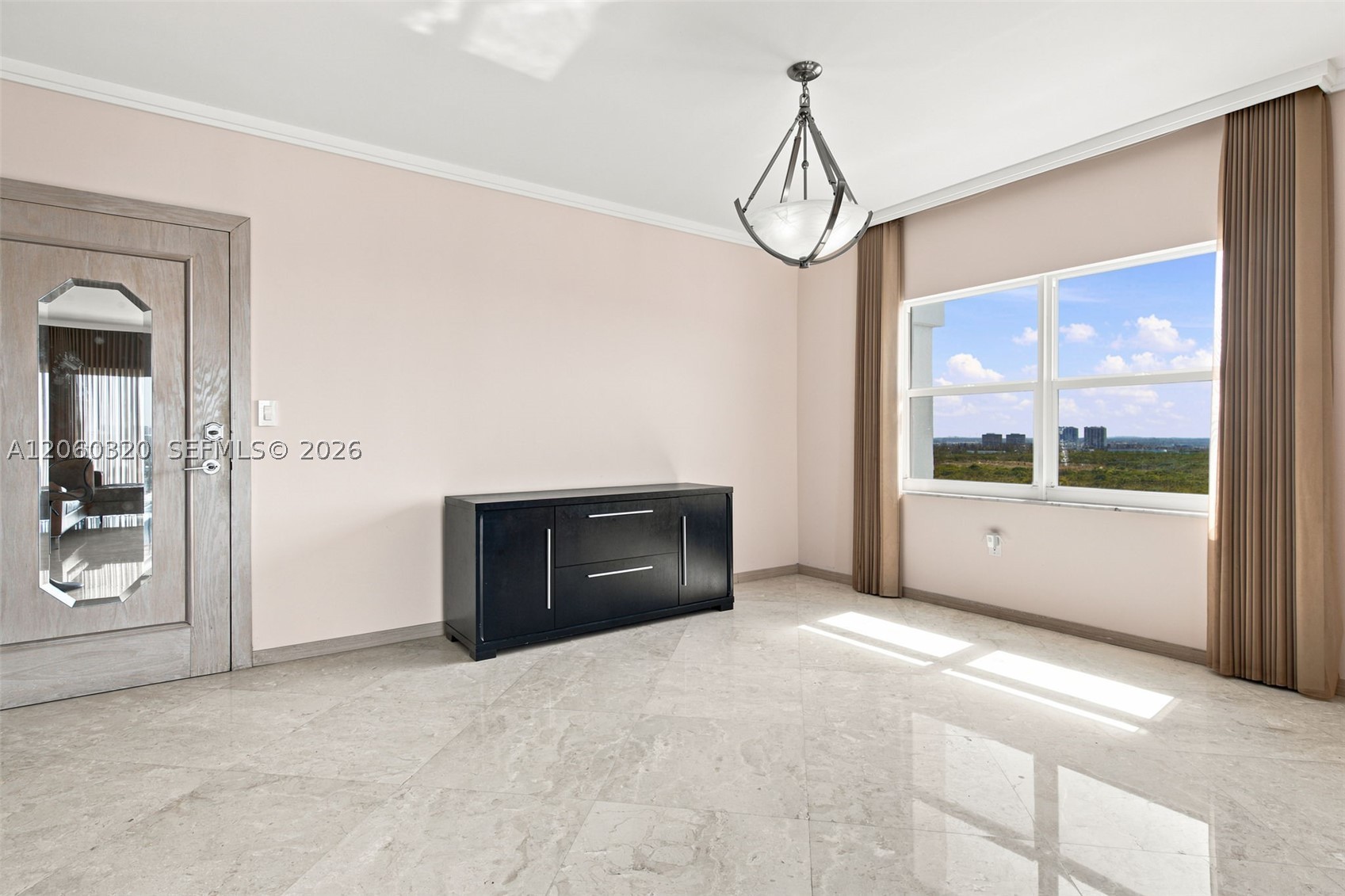 image Arlen House West15