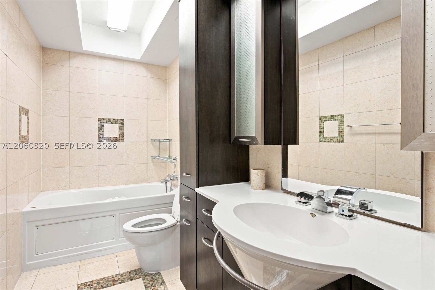 image Arlen House West27
