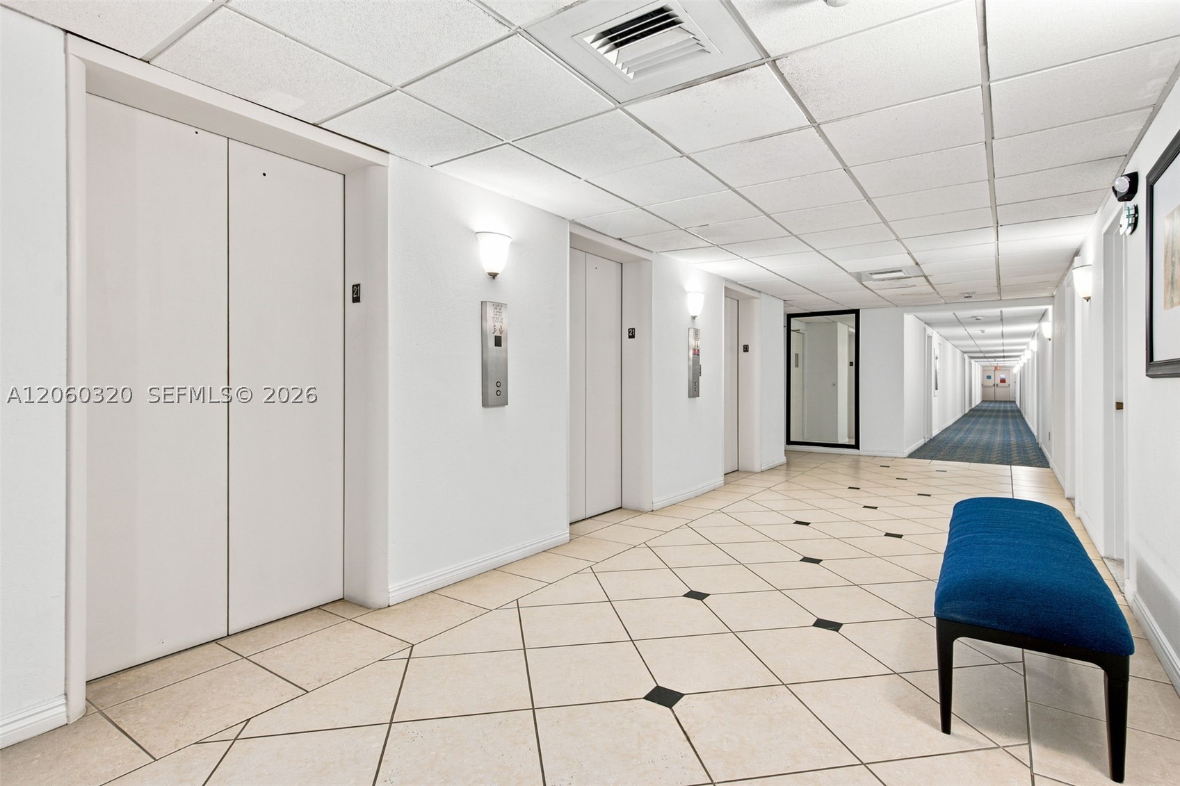 image Arlen House West35