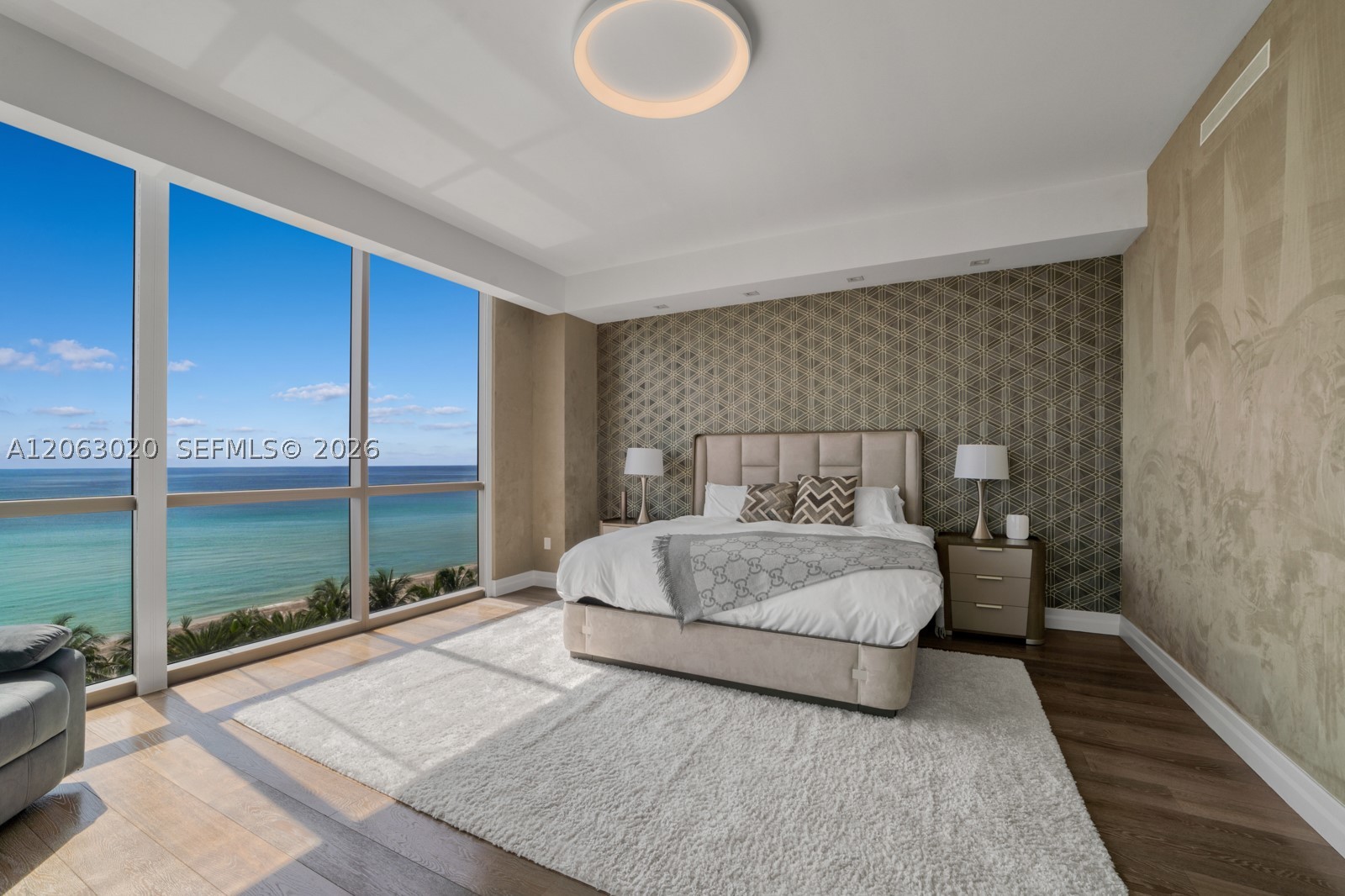 image The Mansions at Acqualina22