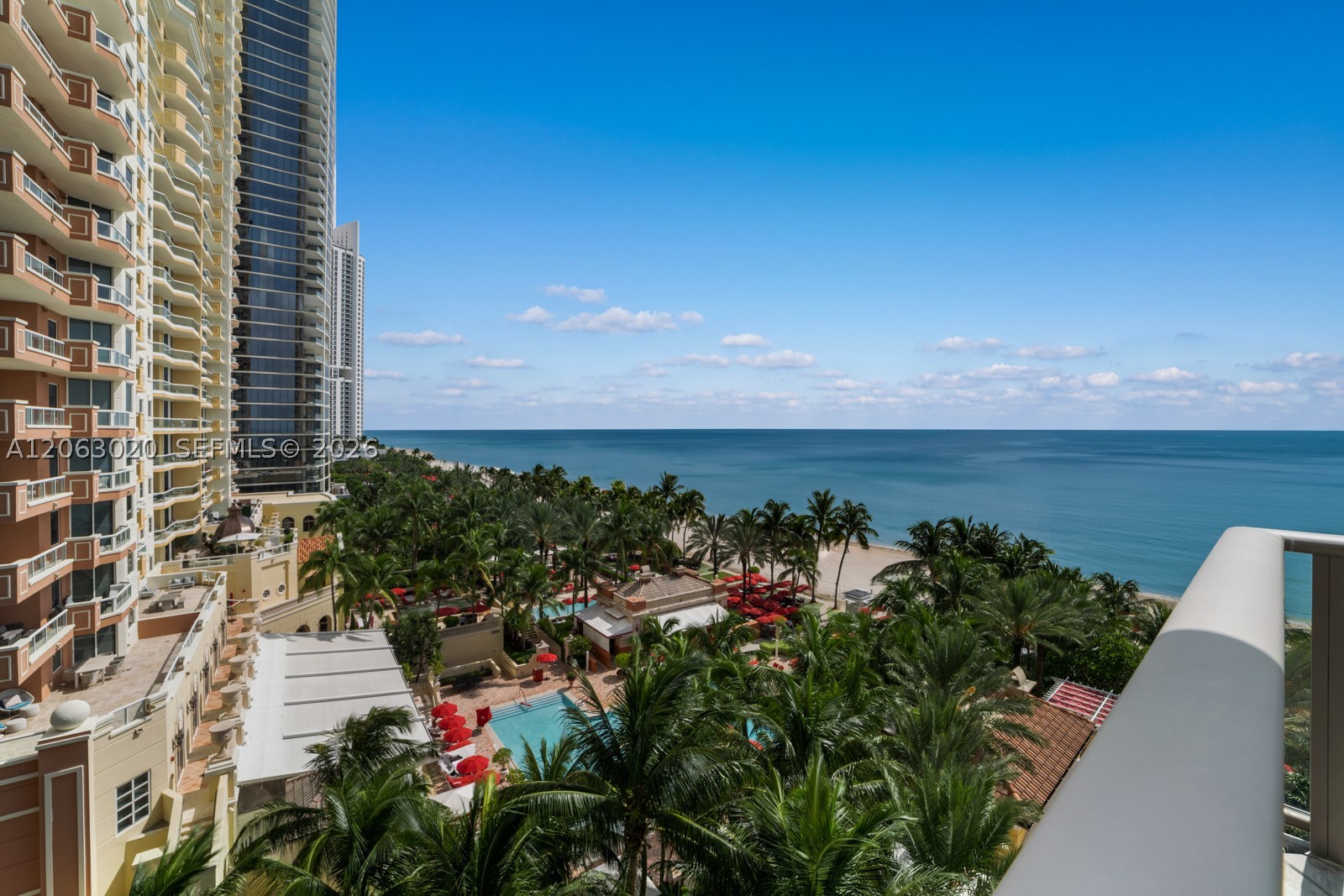 image The Mansions at Acqualina37