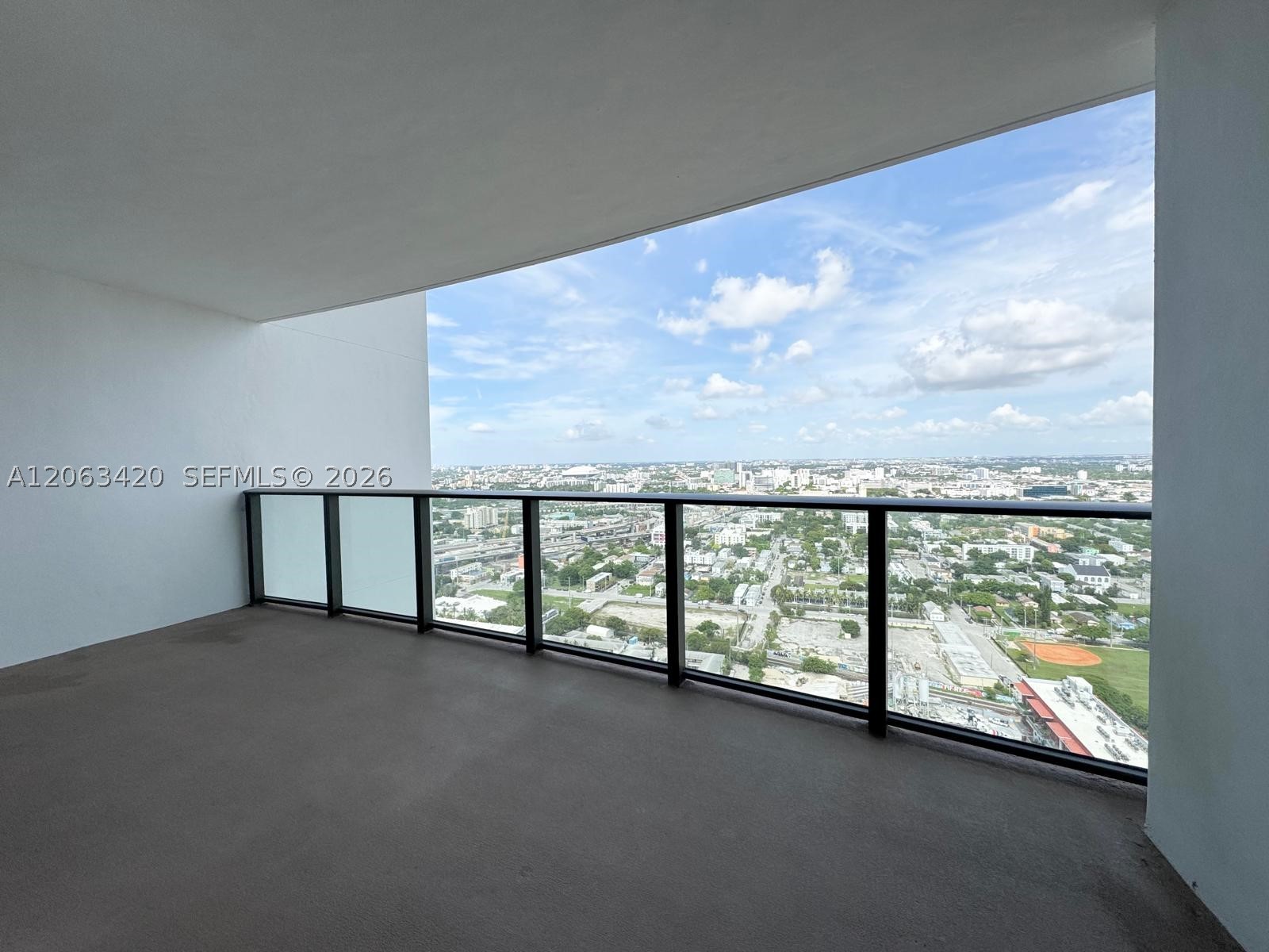 image Canvas15