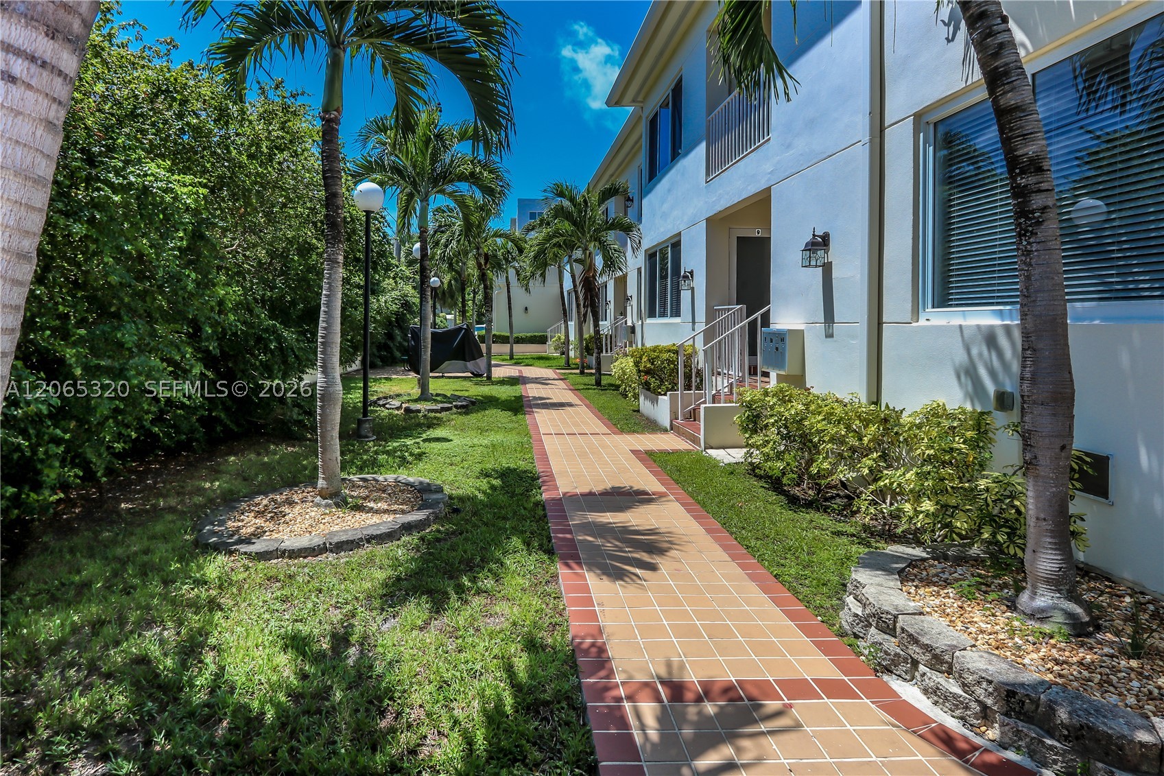 1029 94th St Bay Harbor Islands, FL 33154