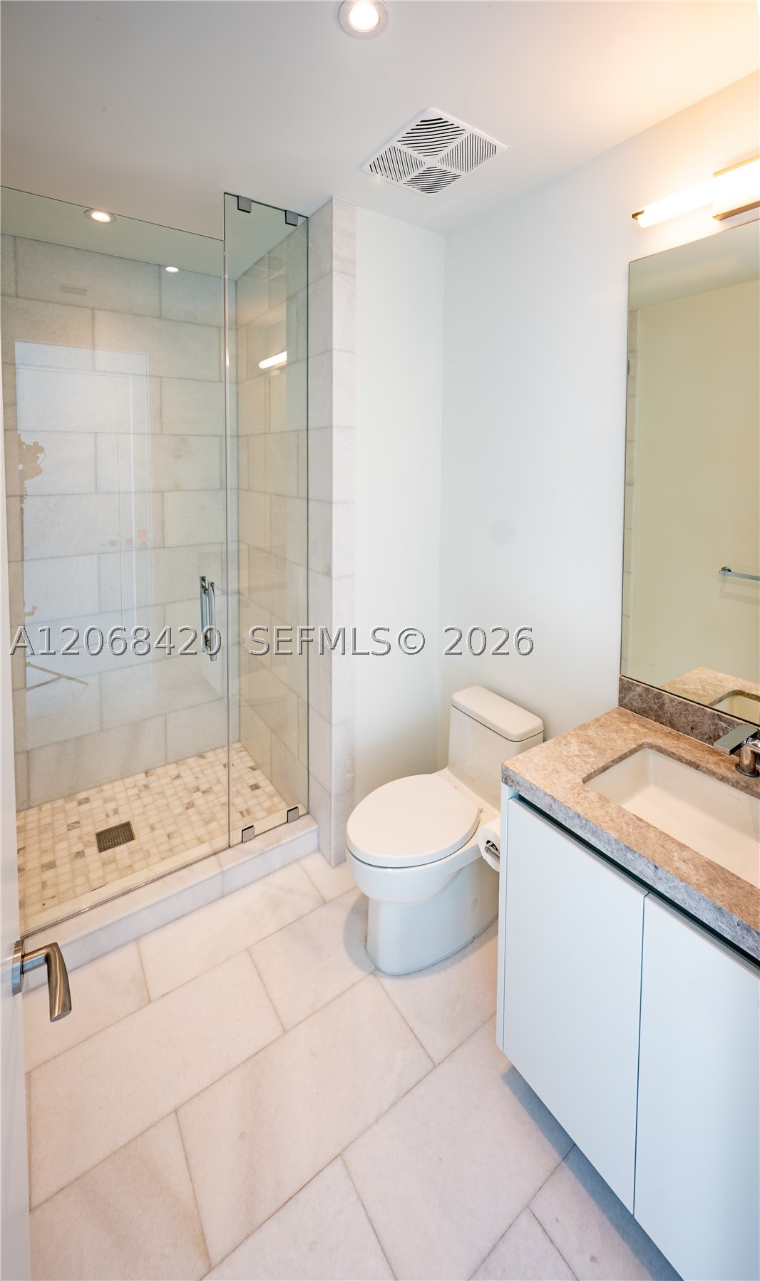 image Una Residences24