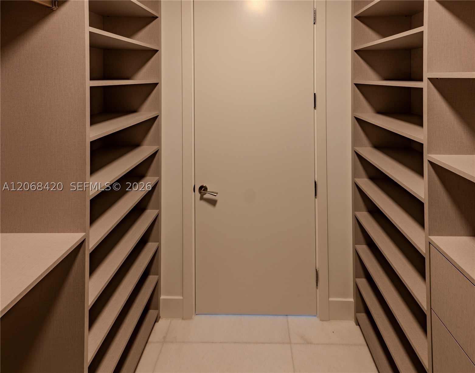 image Una Residences5