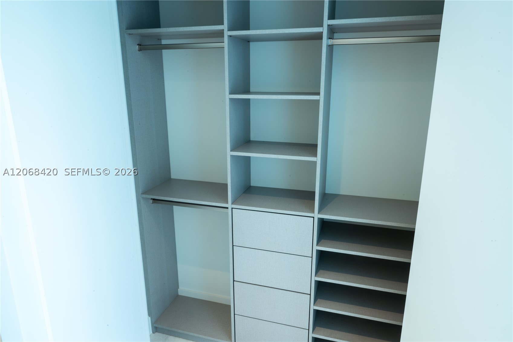 image Una Residences8