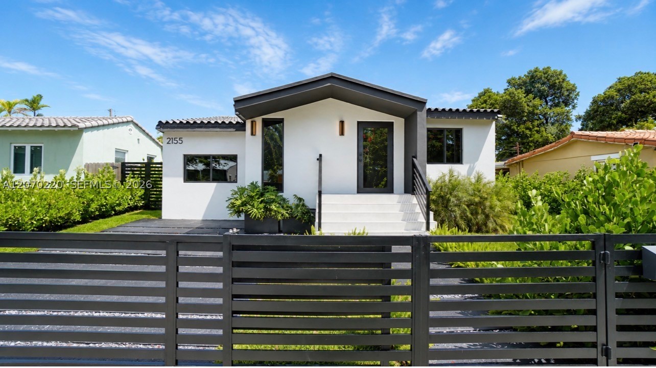 2155 SW 25th Ter Miami, FL 33133