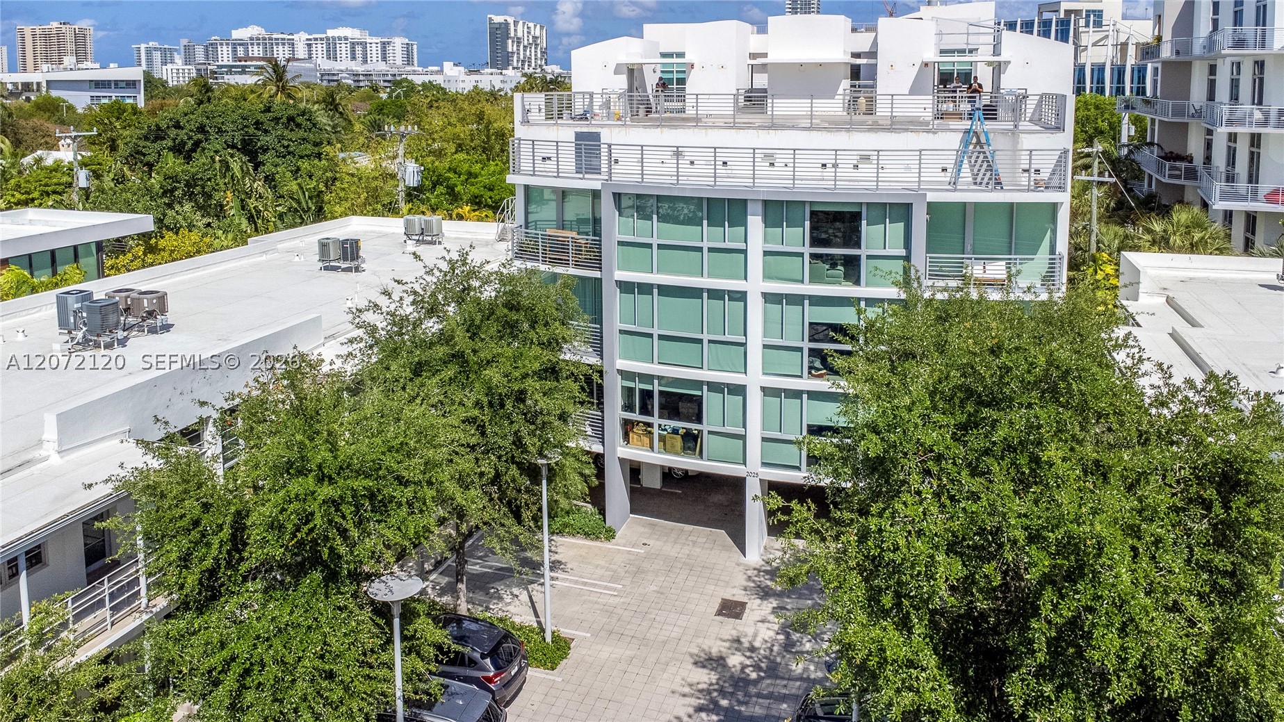 2025 Meridian Ave #2