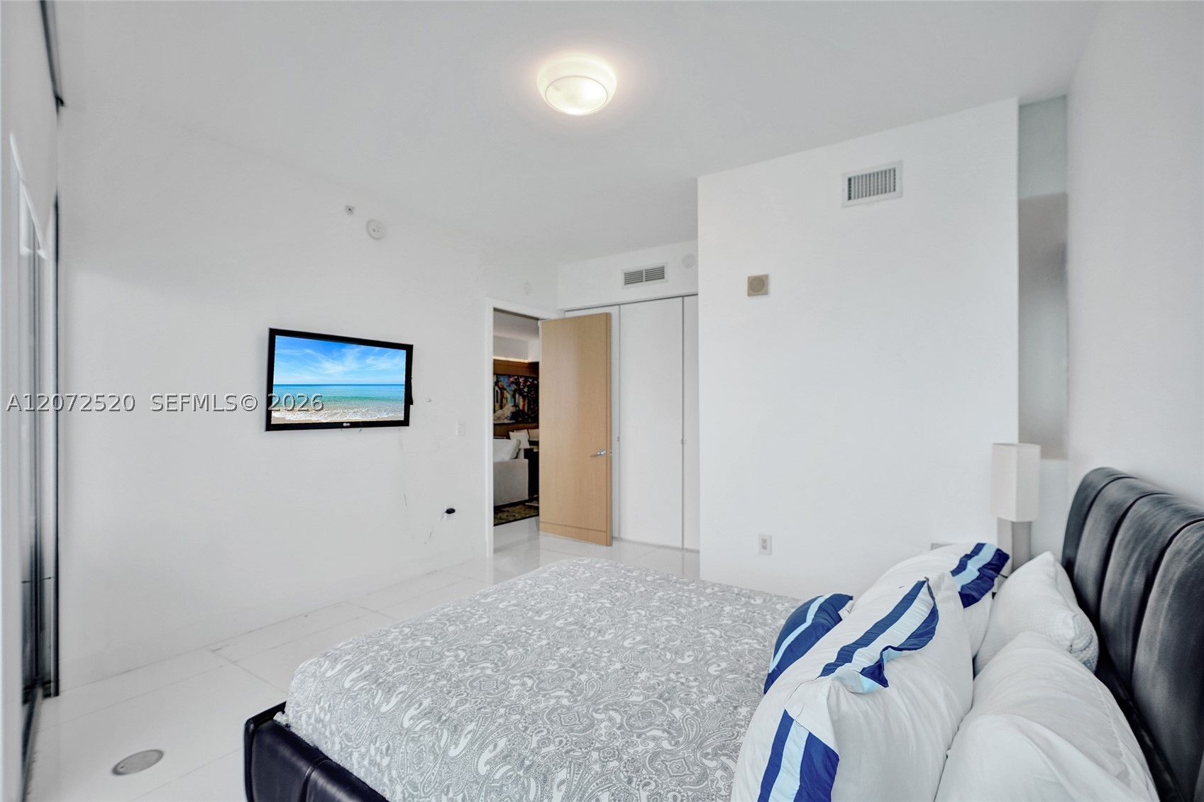 17121 Collins Ave #3206 Sunny Isles Beach, FL 33160