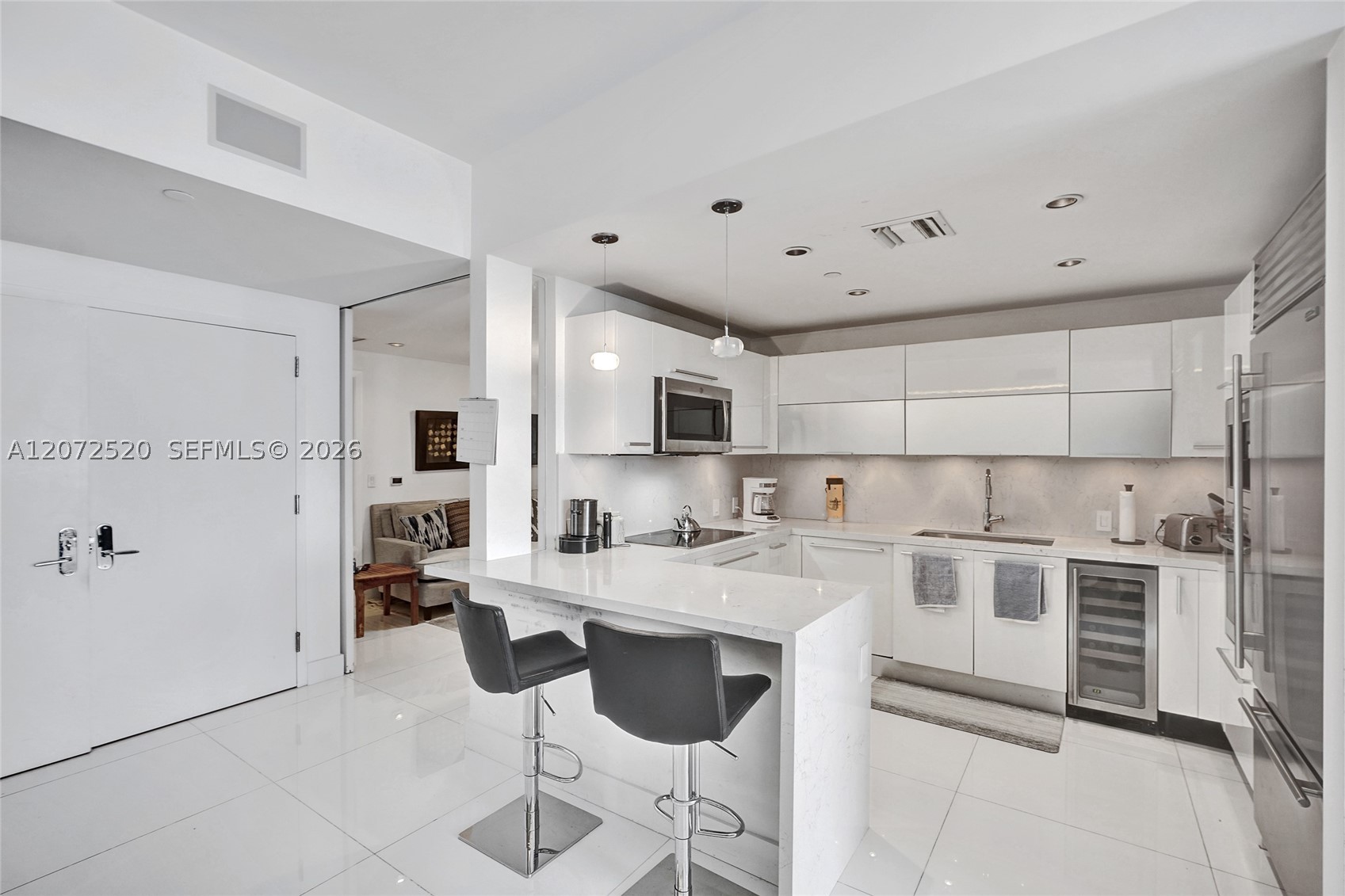 17121 Collins Ave #3206 Sunny Isles Beach, FL 33160