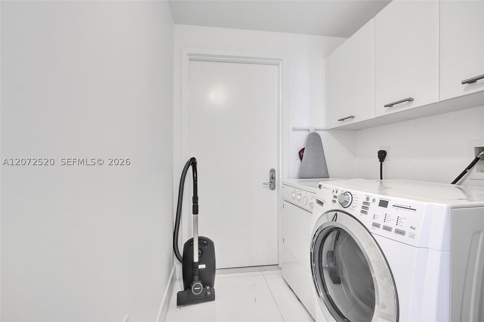 17121 Collins Ave #3206 Sunny Isles Beach, FL 33160