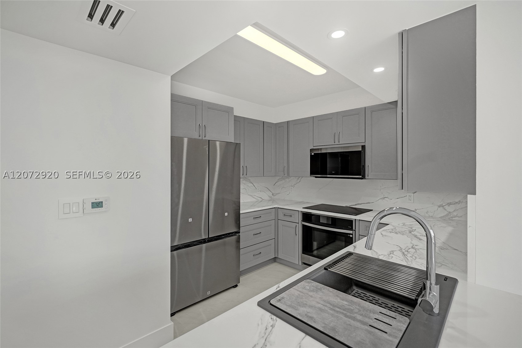 2775 NE 187th St #514 Aventura, FL 33180
