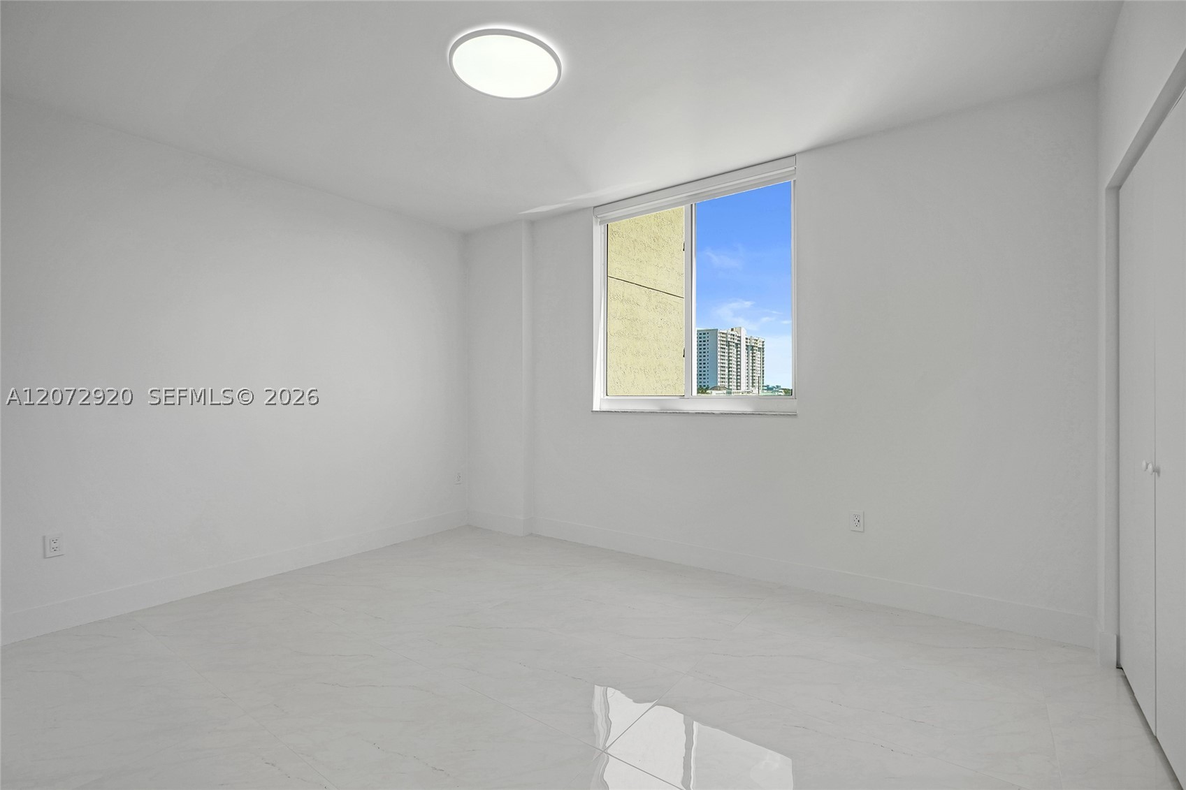 2775 NE 187th St #514 Aventura, FL 33180
