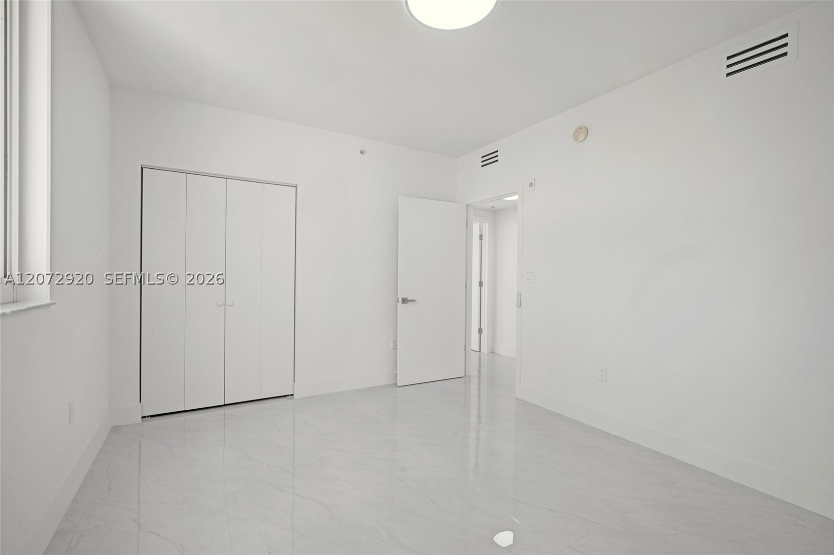 2775 NE 187th St #514 Aventura, FL 33180