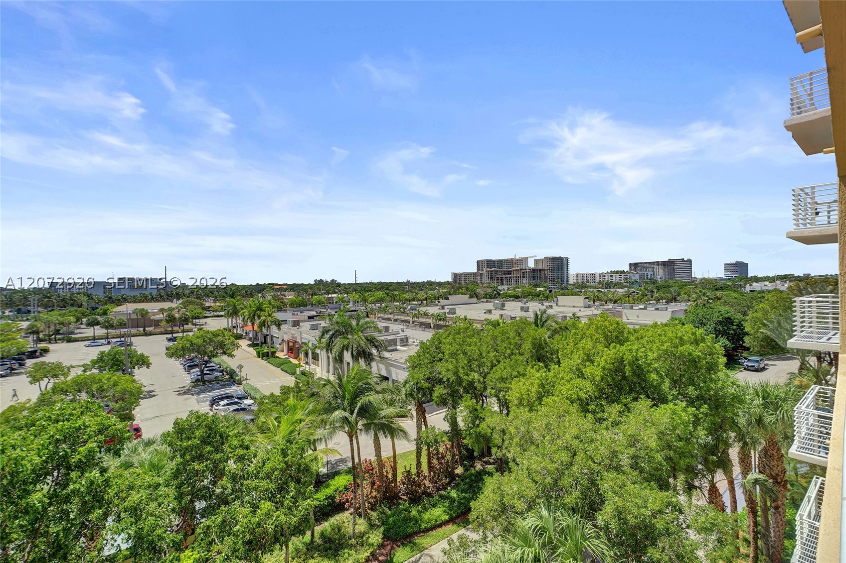 2775 NE 187th St #514 Aventura, FL 33180