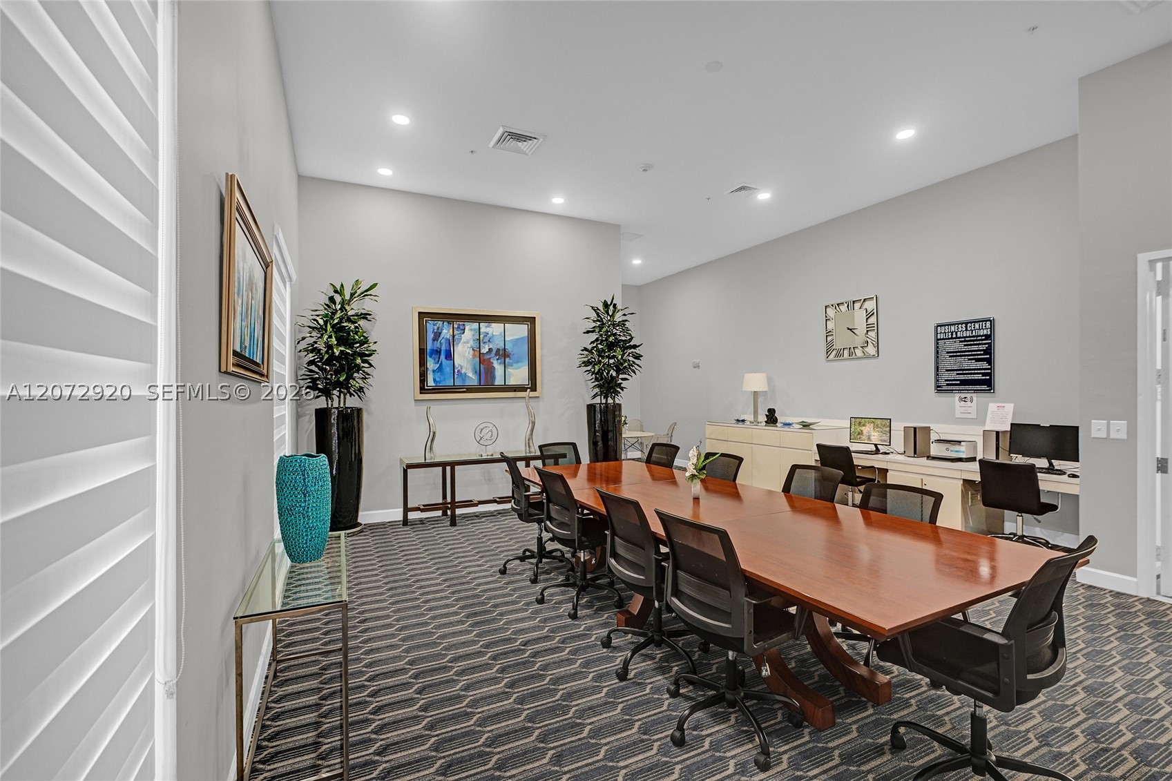 2775 NE 187th St #514 Aventura, FL 33180