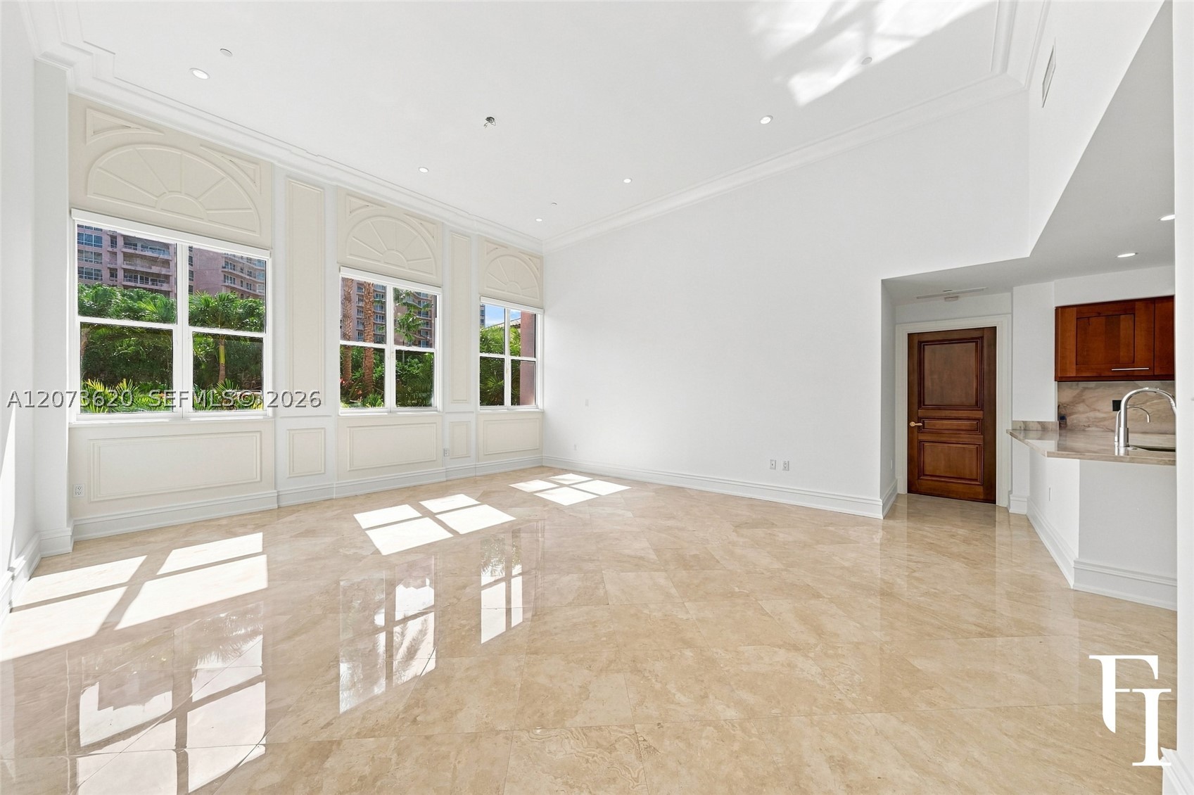 image Gables Club Tower II9