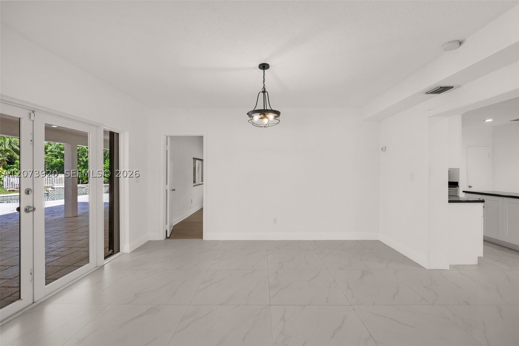 8261 SW 142nd St Palmetto Bay, FL 33158