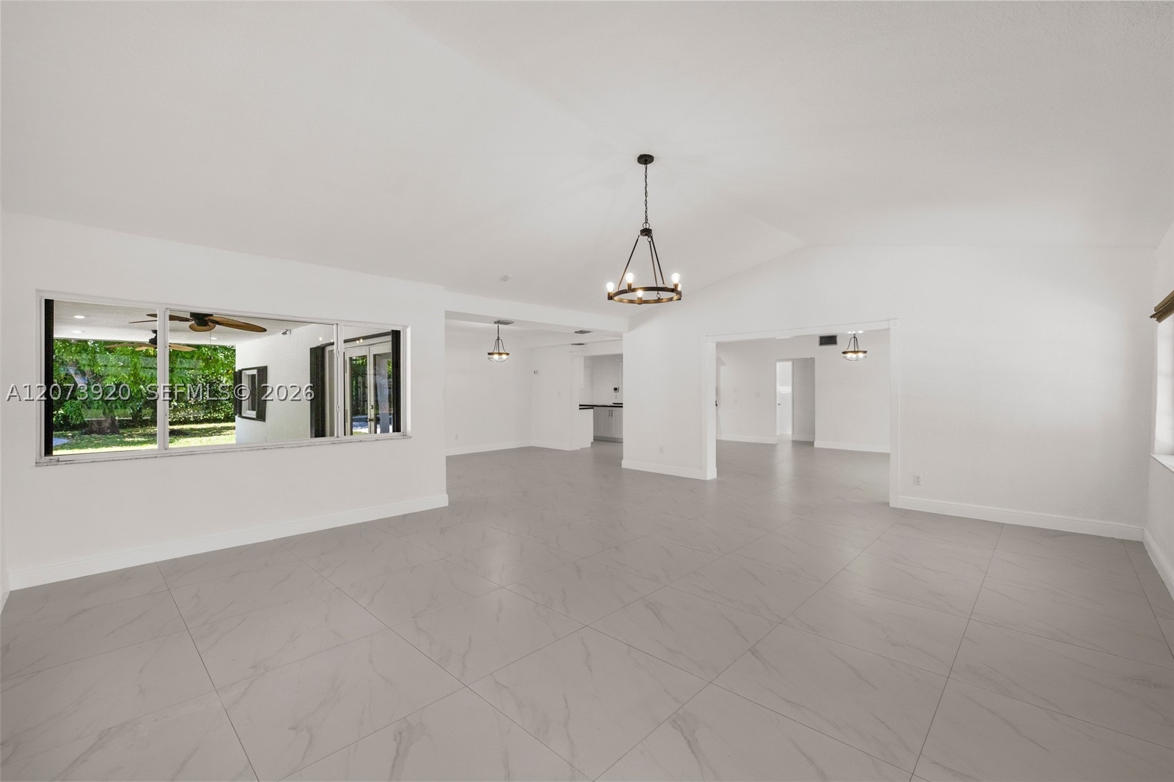 8261 SW 142nd St Palmetto Bay, FL 33158