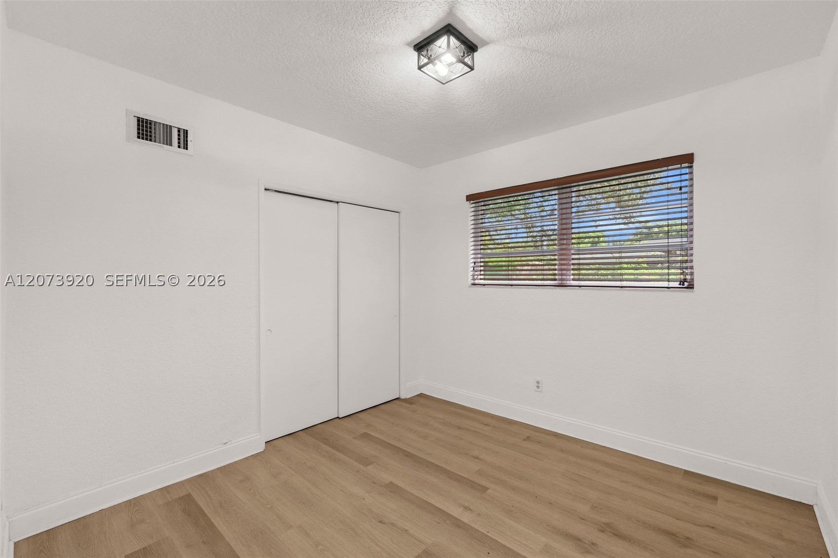 8261 SW 142nd St Palmetto Bay, FL 33158
