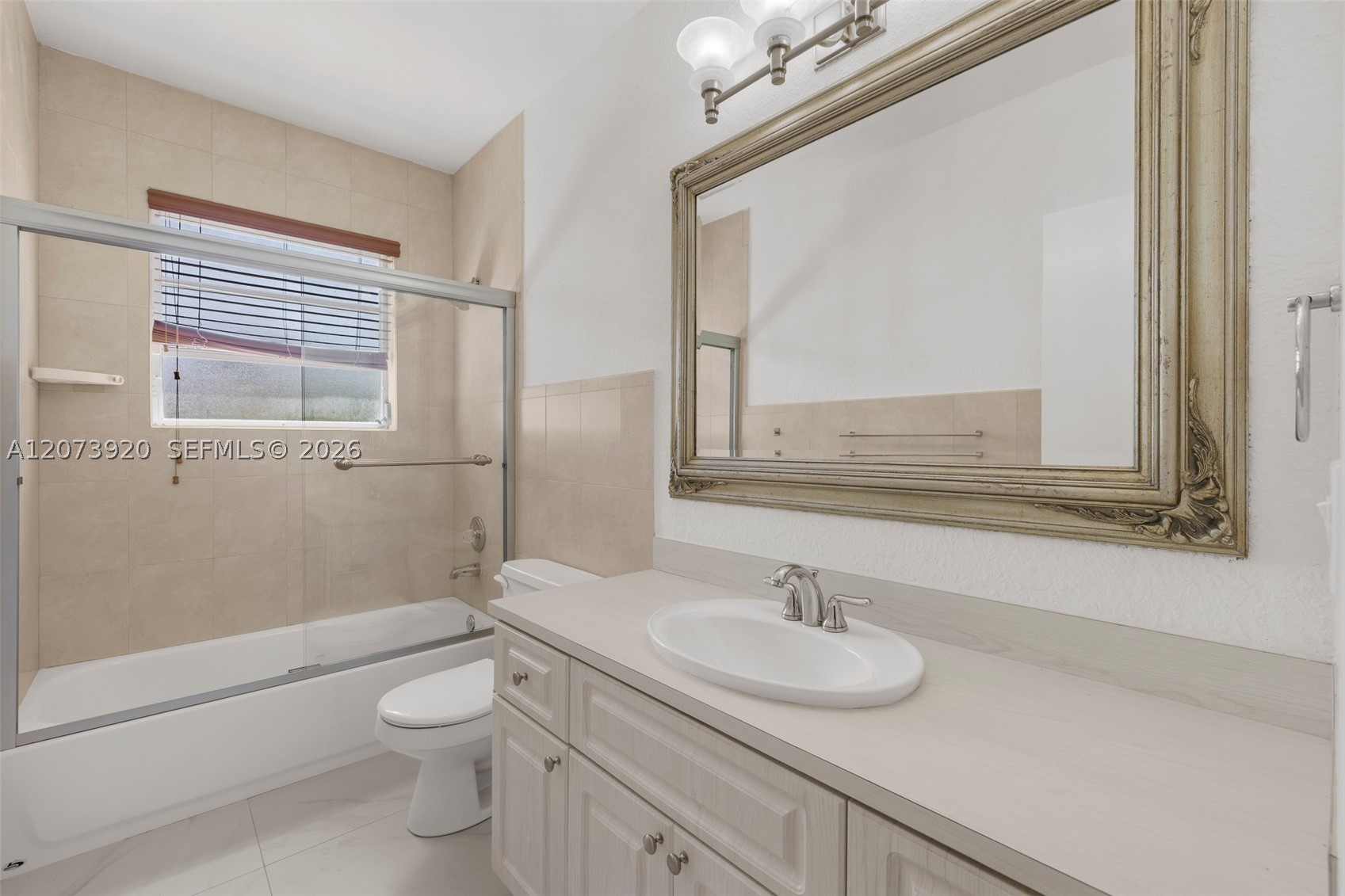 8261 SW 142nd St Palmetto Bay, FL 33158