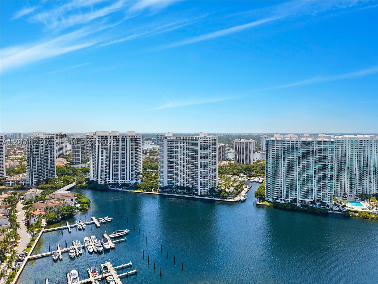 7000 Island Blvd #609