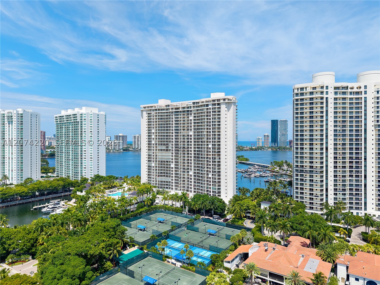 7000 Island Blvd #609 Aventura, FL 33160