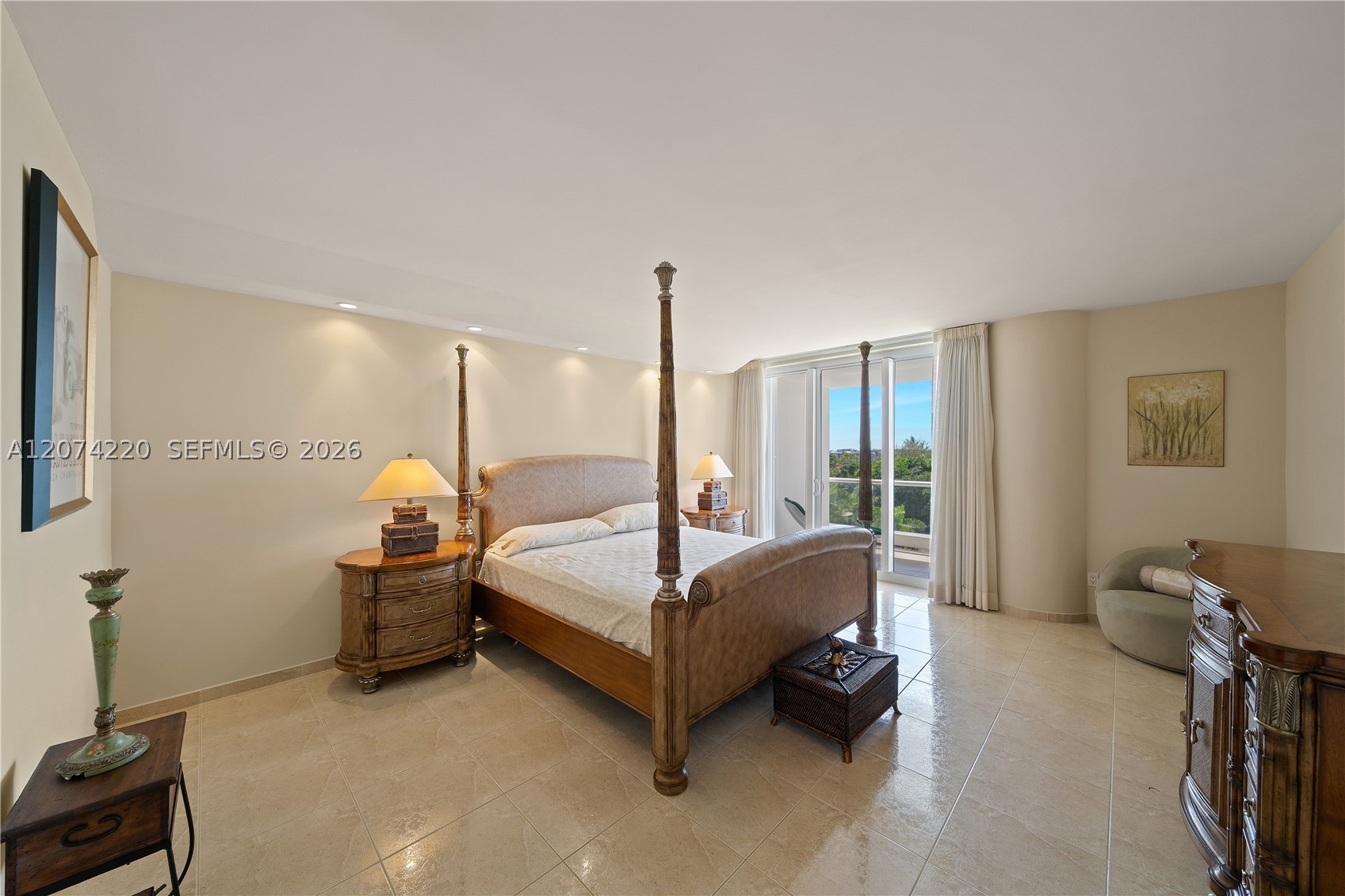 7000 Island Blvd #609 Aventura, FL 33160