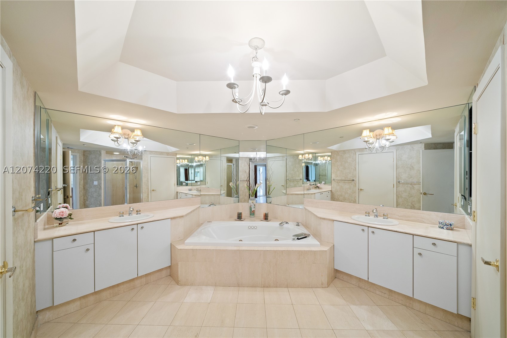 7000 Island Blvd #609 Aventura, FL 33160