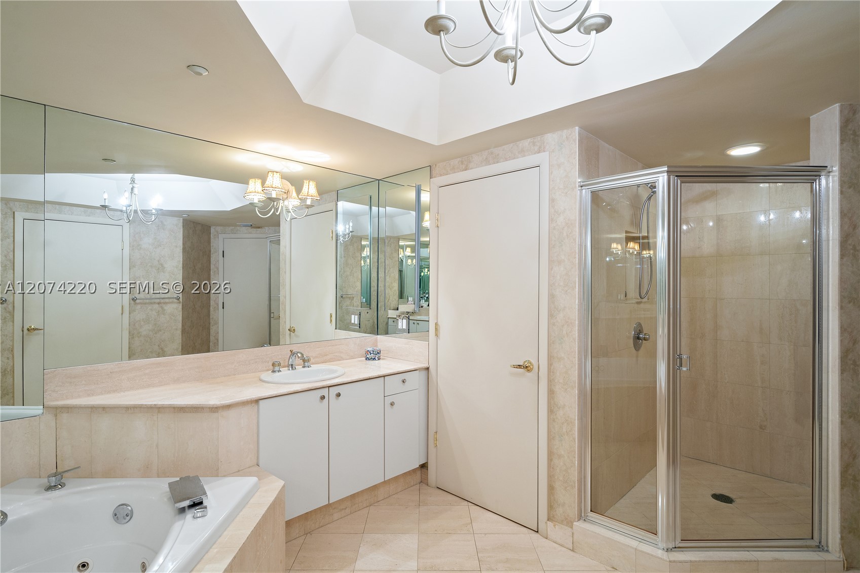 7000 Island Blvd #609 Aventura, FL 33160