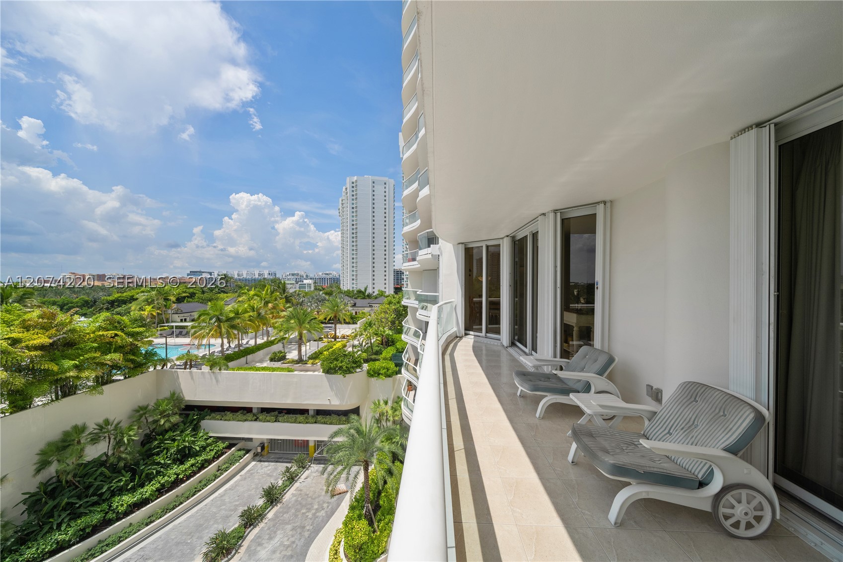 7000 Island Blvd #609 Aventura, FL 33160