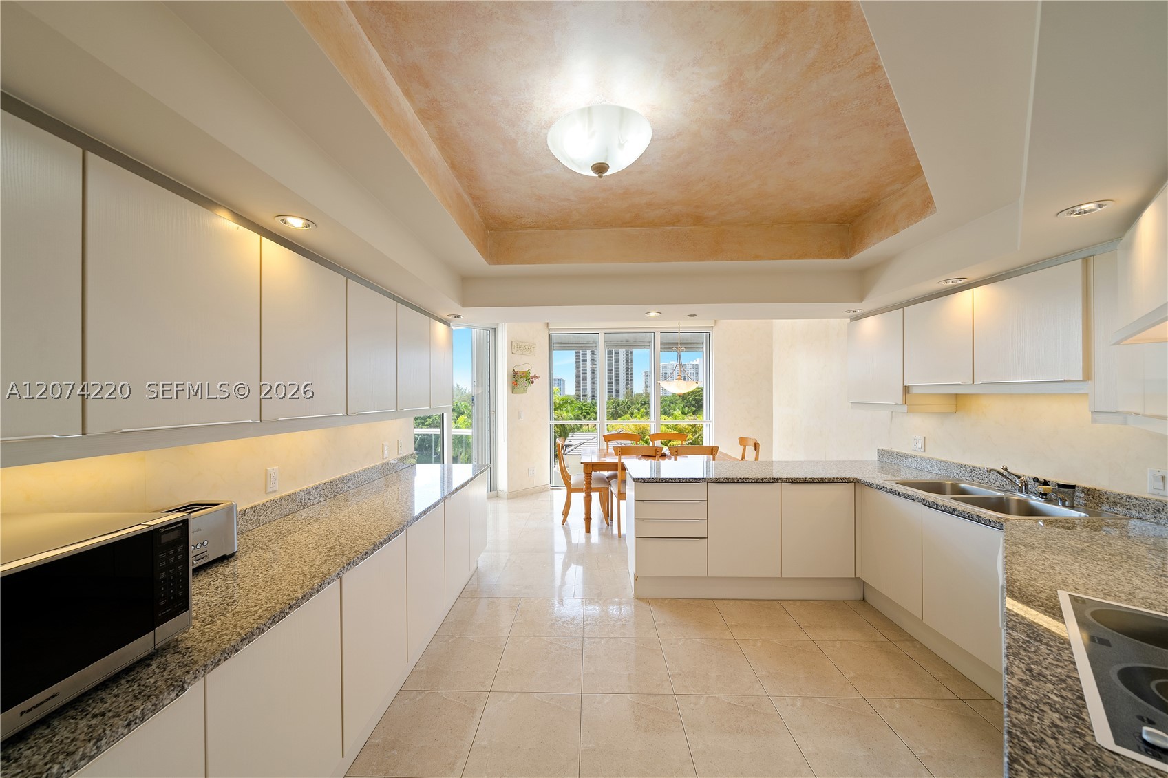 7000 Island Blvd #609 Aventura, FL 33160