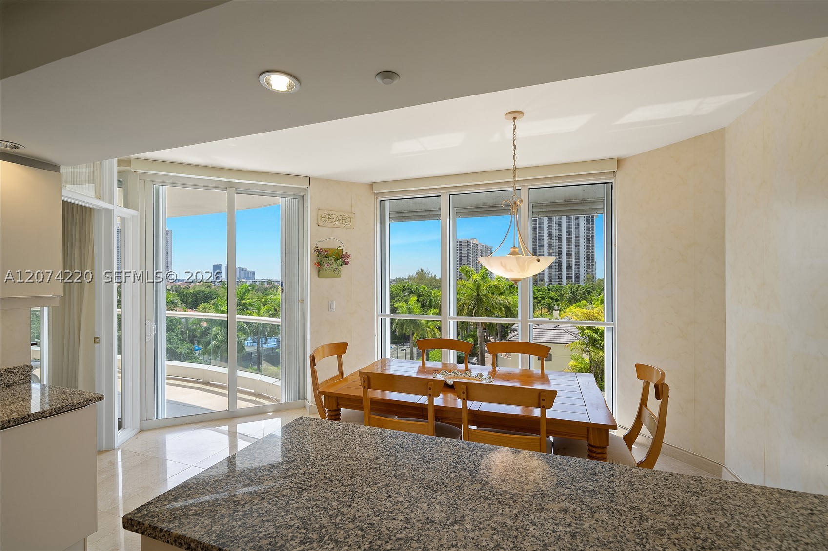 7000 Island Blvd #609 Aventura, FL 33160